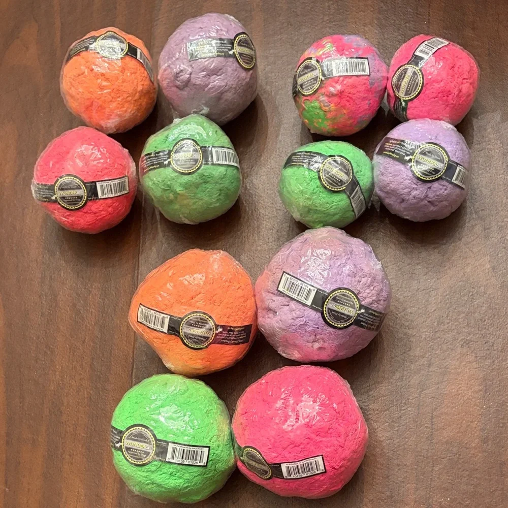 New & Sealed Colorful Dog Toy Wackywalk’r Wunderball Xlarge, Large & Medium